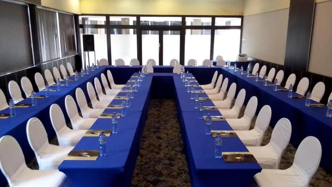 Hotel Royal كينشاسا المظهر الخارجي الصورة