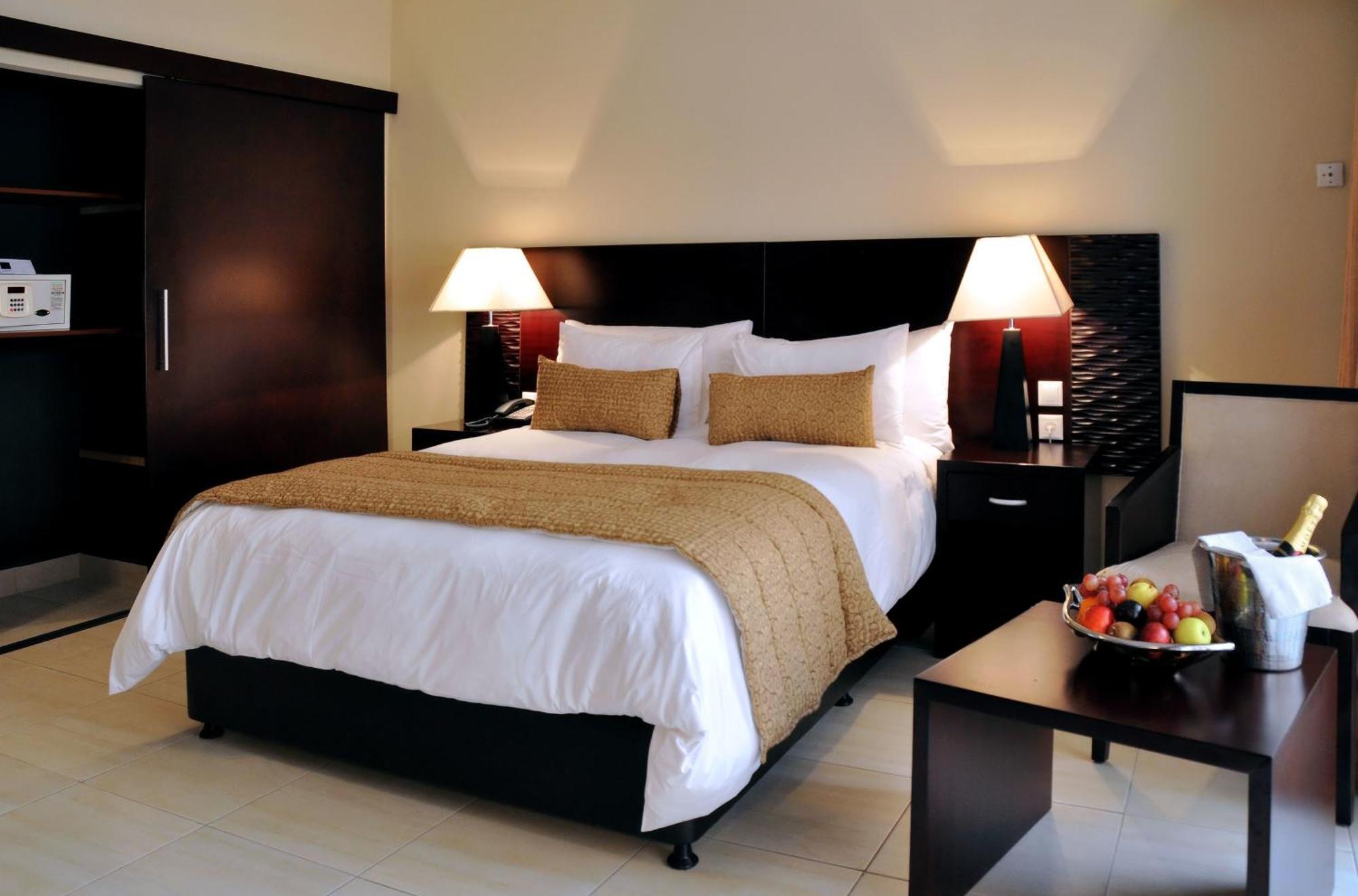 Hotel Royal كينشاسا الغرفة الصورة