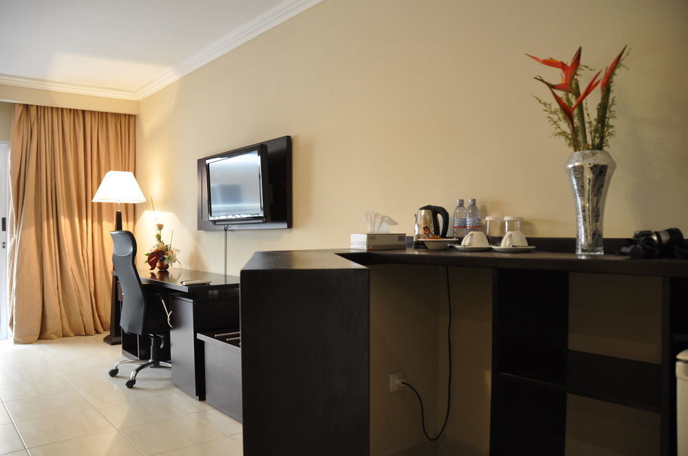 Hotel Royal كينشاسا المظهر الخارجي الصورة